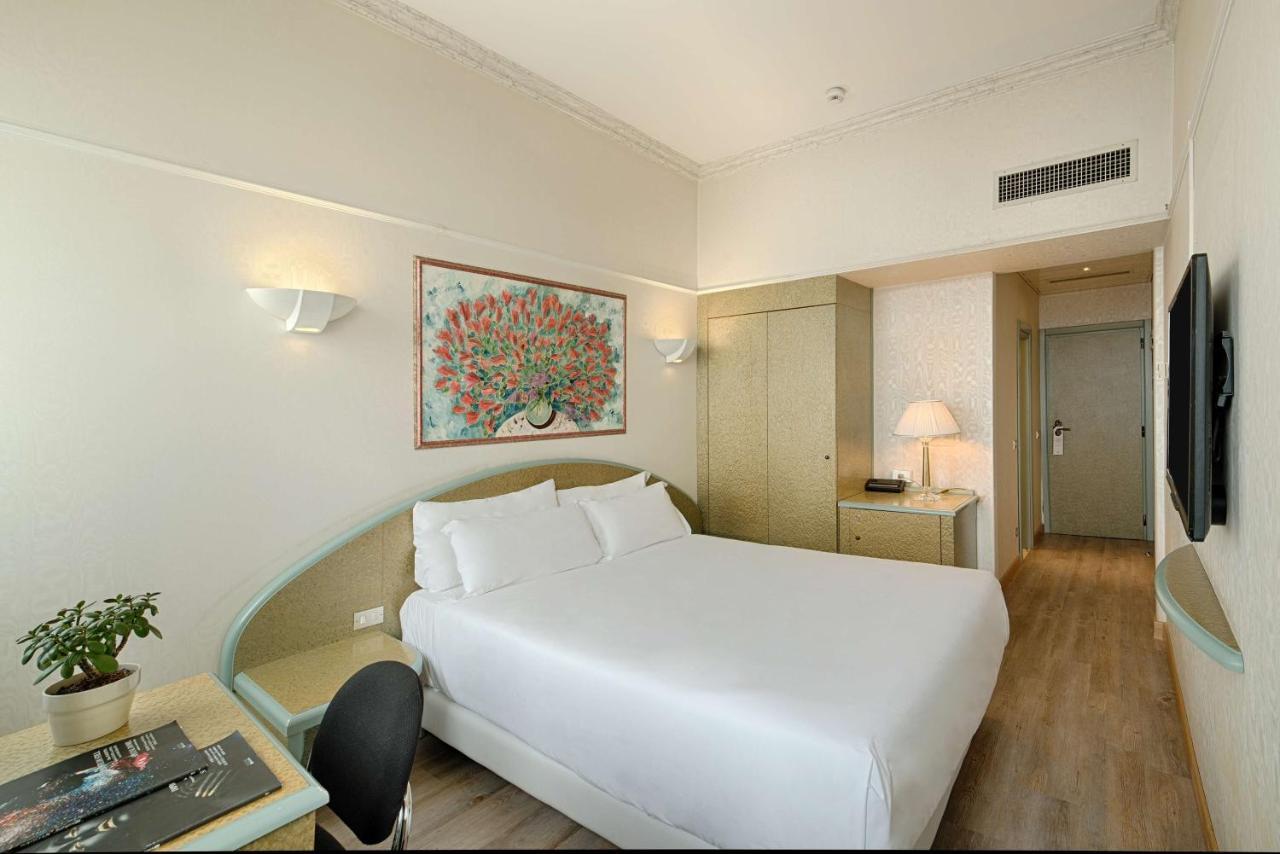 Hotel Nh Ancona Esterno foto