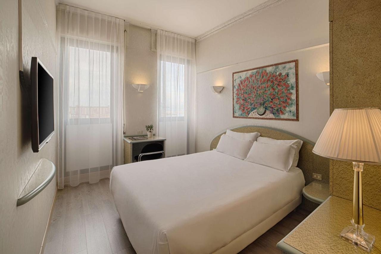Hotel Nh Ancona Esterno foto