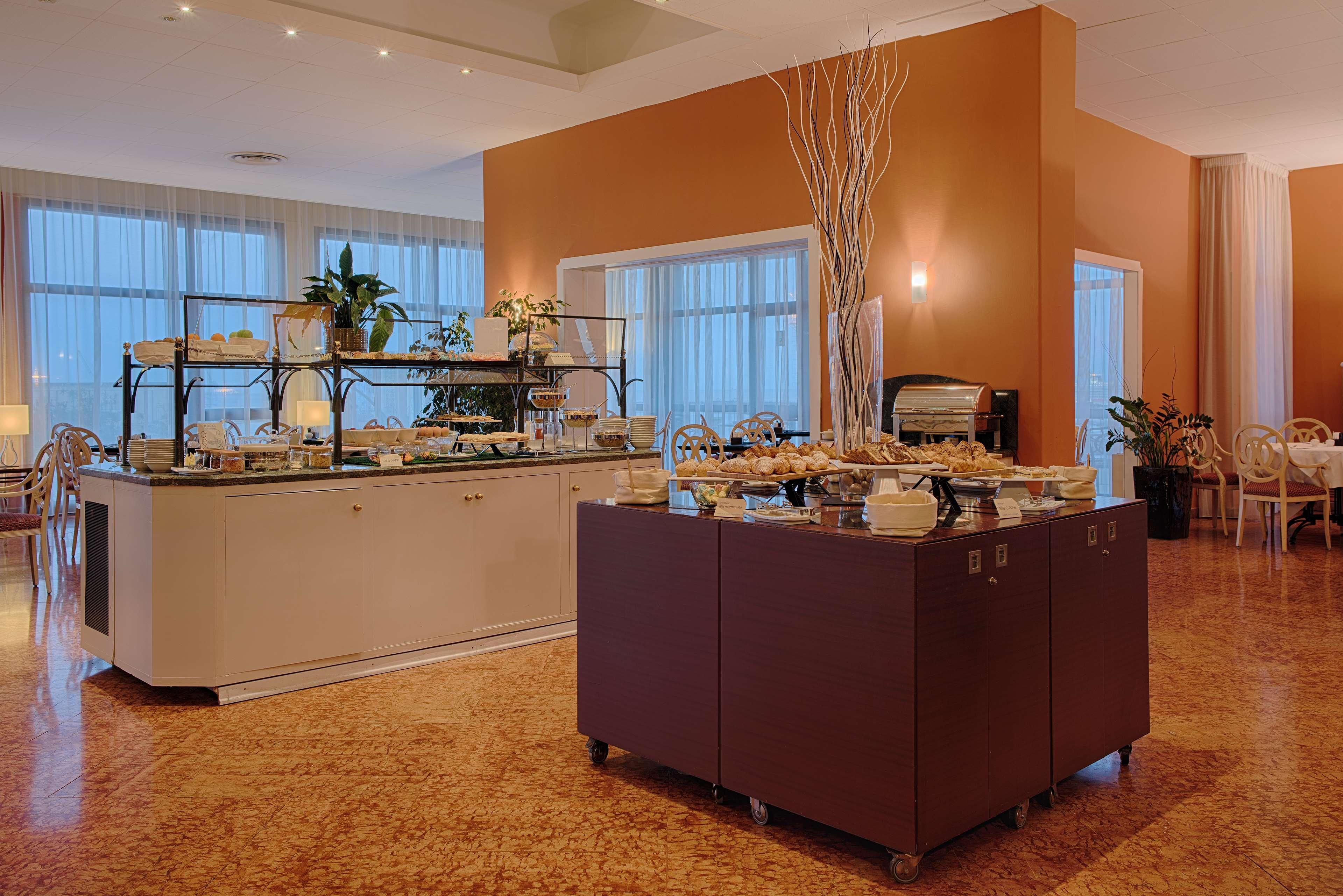 Hotel Nh Ancona Esterno foto