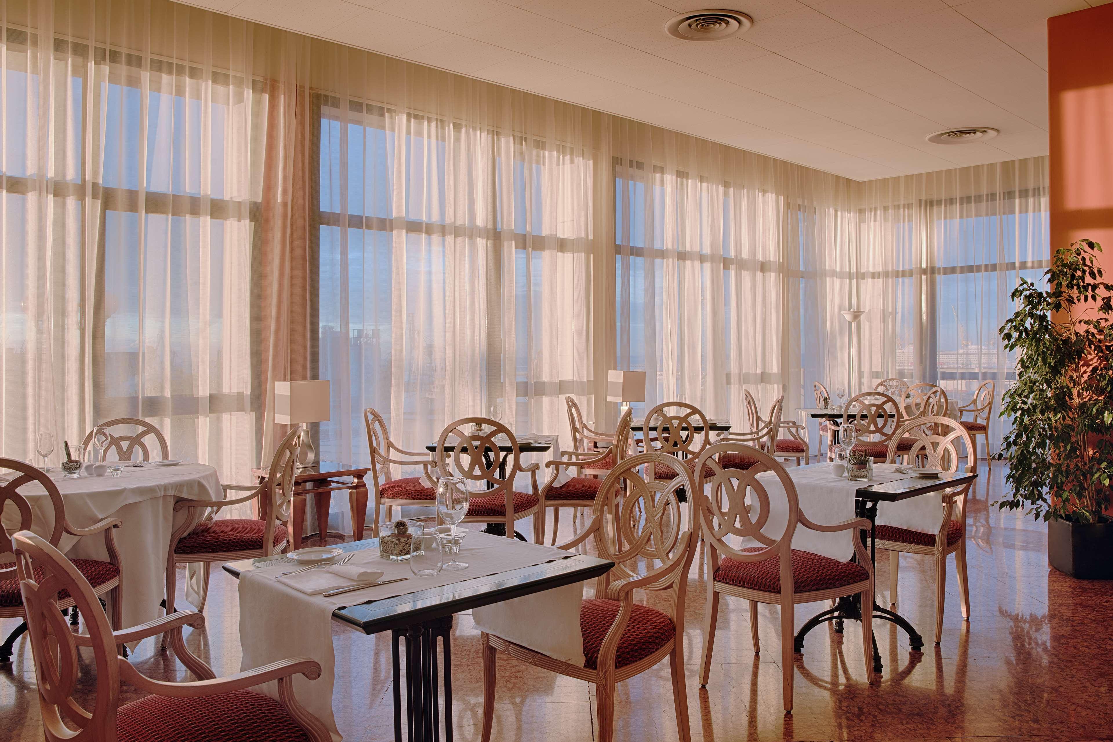 Hotel Nh Ancona Esterno foto