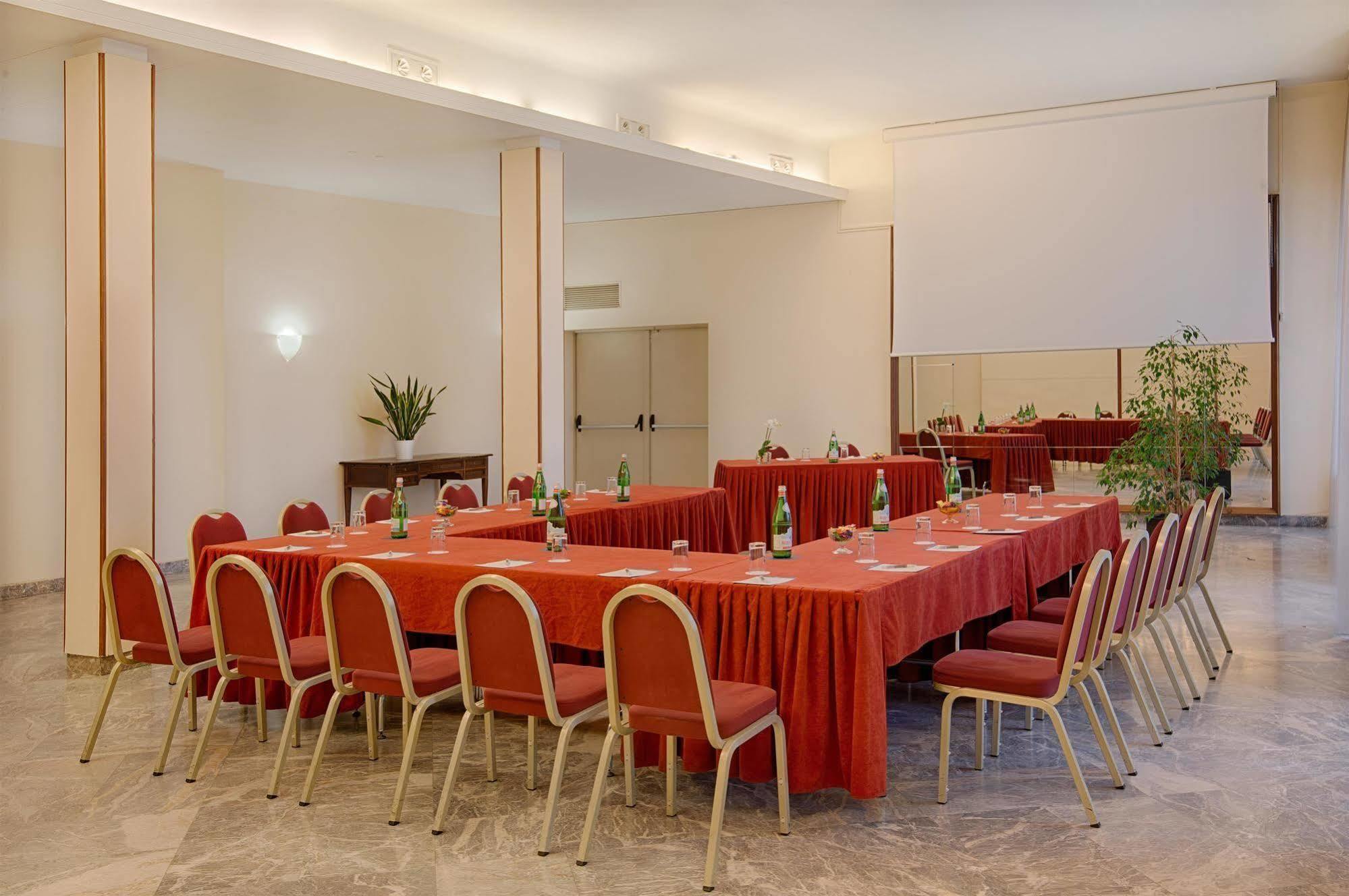 Hotel Nh Ancona Esterno foto