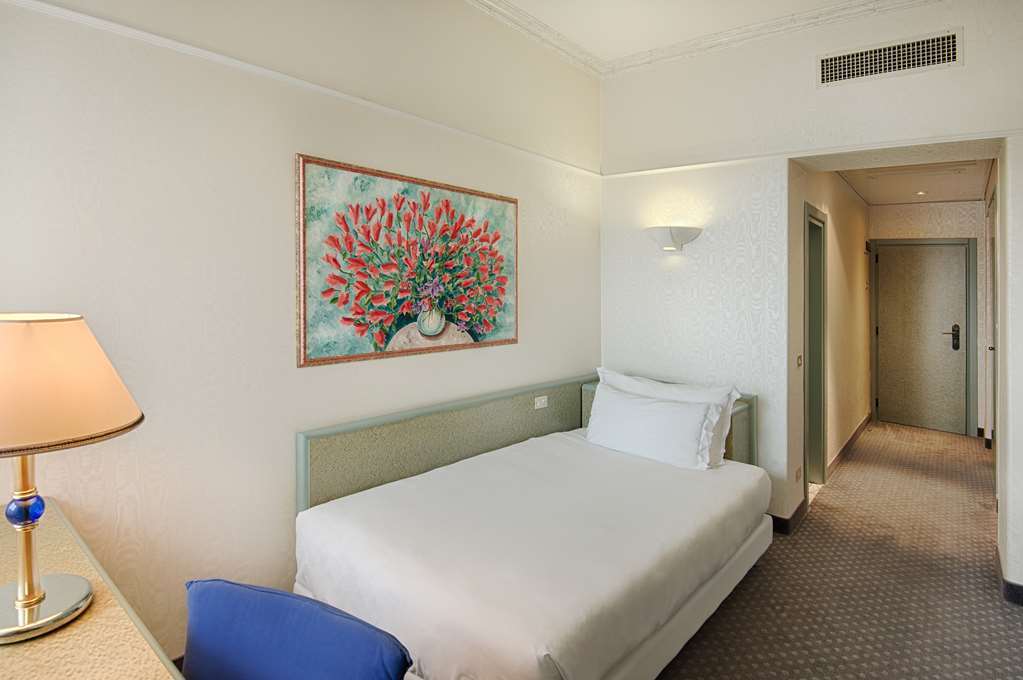 Hotel Nh Ancona Camera foto